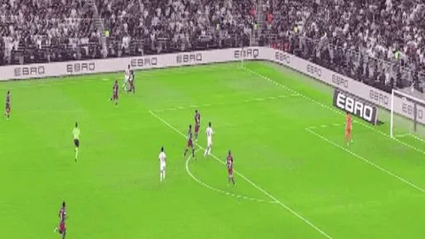 国足先下一城，唐天翼精彩远射；中国男足集结巴林，冲刺世预赛18强赛