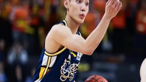 杨佳敏勇闯丹麦羽毛球公开赛16强